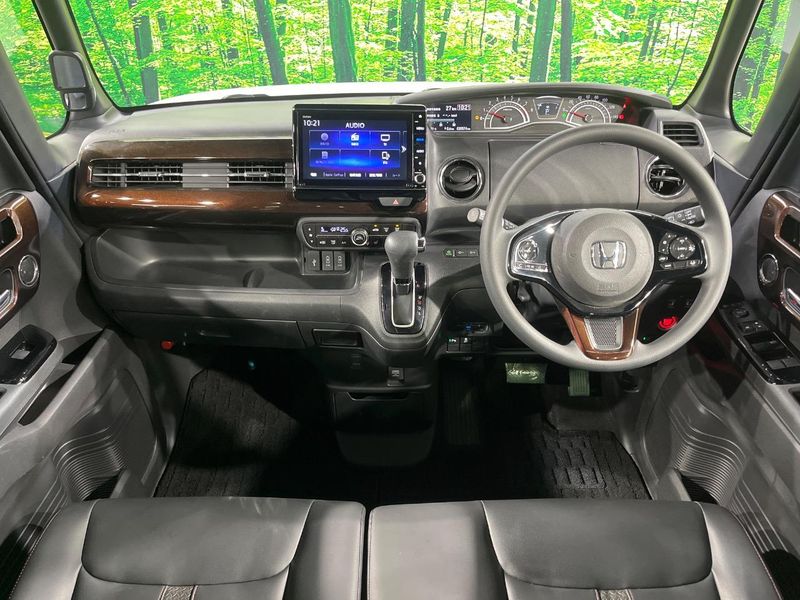 2021 Honda N-BOX CUSTOM 6BA-JF3 (UW-6a8d0784e4f81)[29]