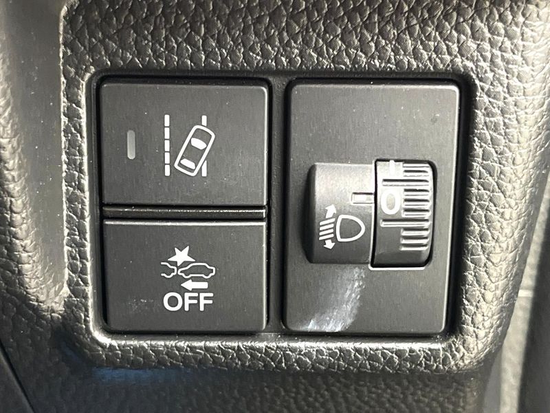 2022 Honda N-BOX CUSTOM 6BA-JF3 (UW-6a8d078780091)[11]