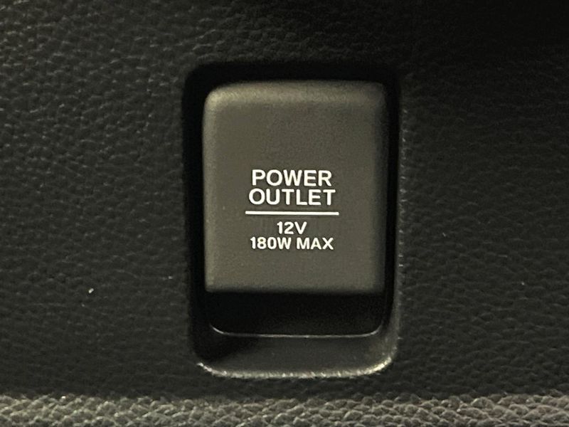 2022 Honda N-BOX CUSTOM 6BA-JF3 (UW-6a8d078780091)[26]