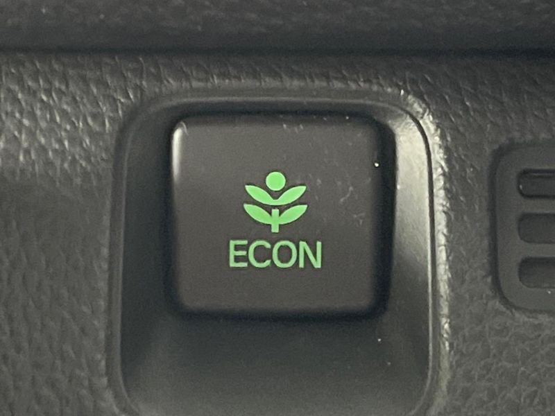 2023 Honda N-VAN Style 5BD-JJ2 (UW-6a8d07b659a93)[16]