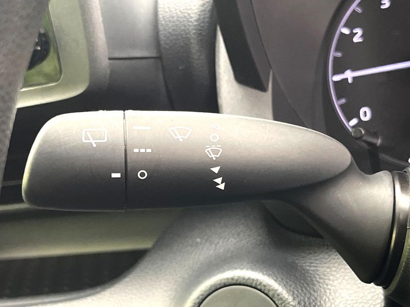 2022 Toyota Yaris 5BA-KSP210 (UW-6a8d07d80146e)[14]