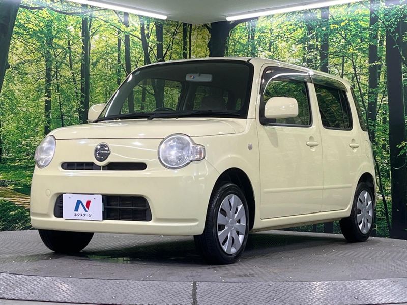 2013 Daihatsu Mira Cocoa DBA-L675S (UW-6a8d07dd596f0)[4]