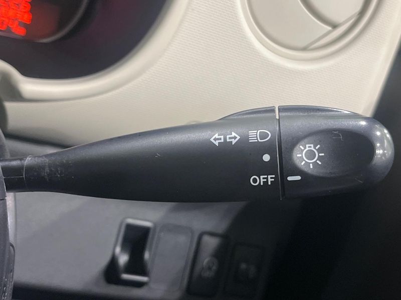 2017 Daihatsu Mira Cocoa DBA-L685S (UW-6a8d07de224cb)[25]