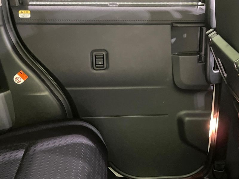 2021 Toyota Roomy 5BA-M910A (UW-6a8d08395e79d)[11]