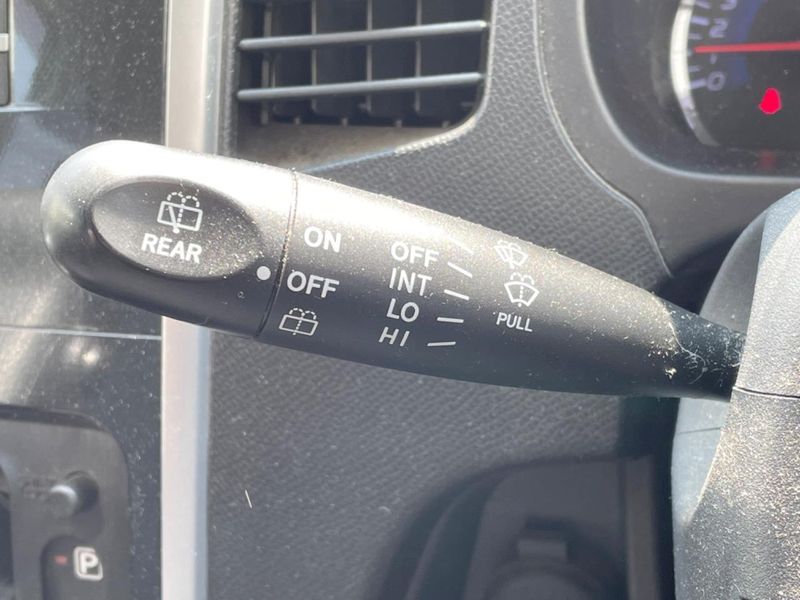 2010 Suzuki Wagon R Stingray DBA-MH23S (UW-6a8d0852bf3c7)[9]