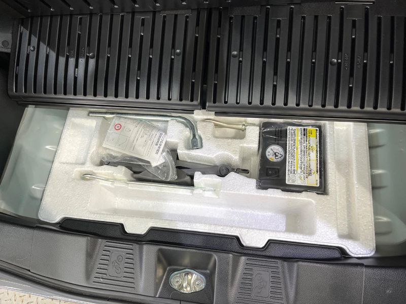 2021 Suzuki Spacia Gear 4AA-MK53S (UW-6a8d08721174b)[20]