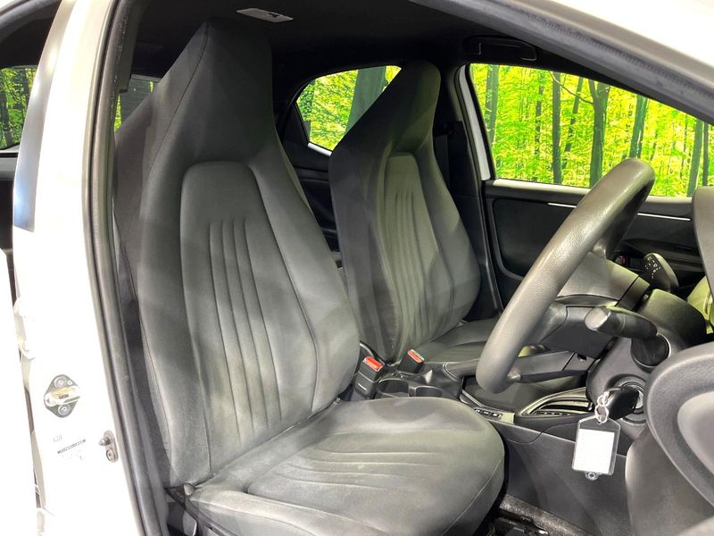 2023 Toyota Yaris 6AA-MXPH10 (UW-6a8d08b70814d)[19]
