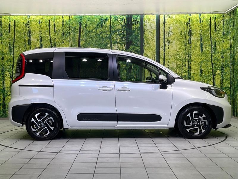 2024 Toyota Sienta 6AA-MXPL10G (UW-6a8d08ce088f9)[11]