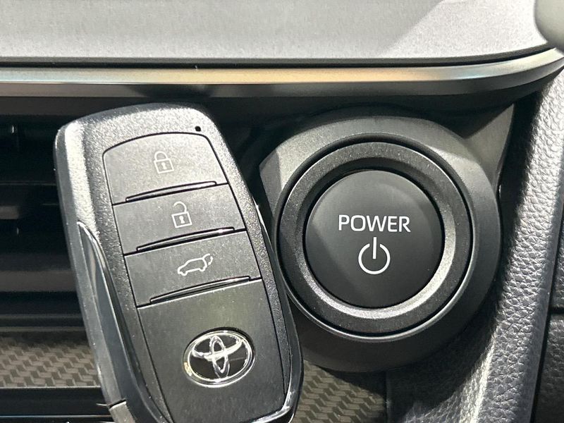 2024 Toyota Prius 6AA-MXWH60 (UW-6a8d08e6b6f81)[5]
