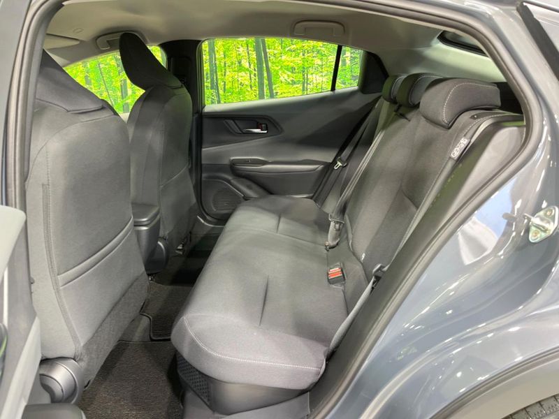 2025 Toyota Prius 6AA-MXWH60 (UW-6a8d08e86e5a9)[12]