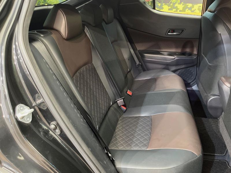 2017 Toyota C-HR DBA-NGX50 (UW-6a8d08fd0c370)[28]