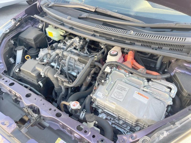 2017 Toyota Aqua DAA-NHP10 (UW-6a8d0908e5653)[13]