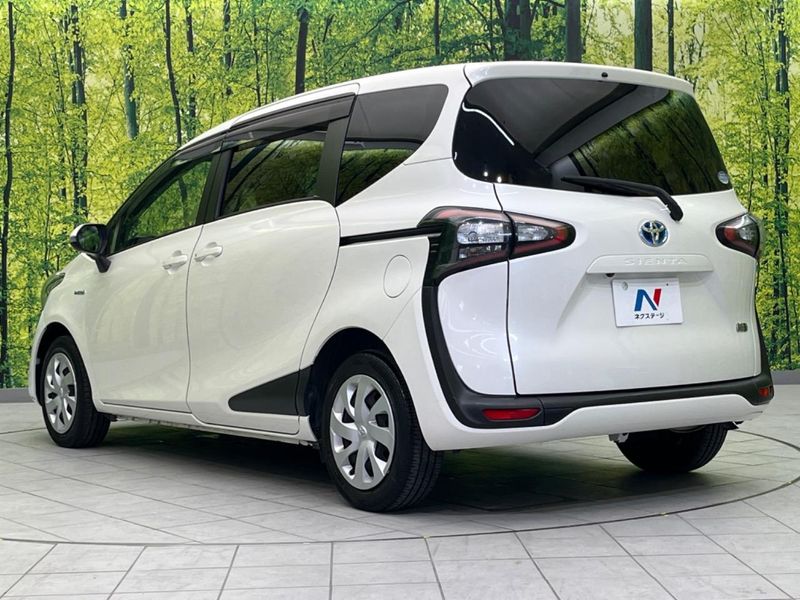 2015 Toyota Sienta DAA-NHP170G (UW-6a8d090ea2c36)[21]