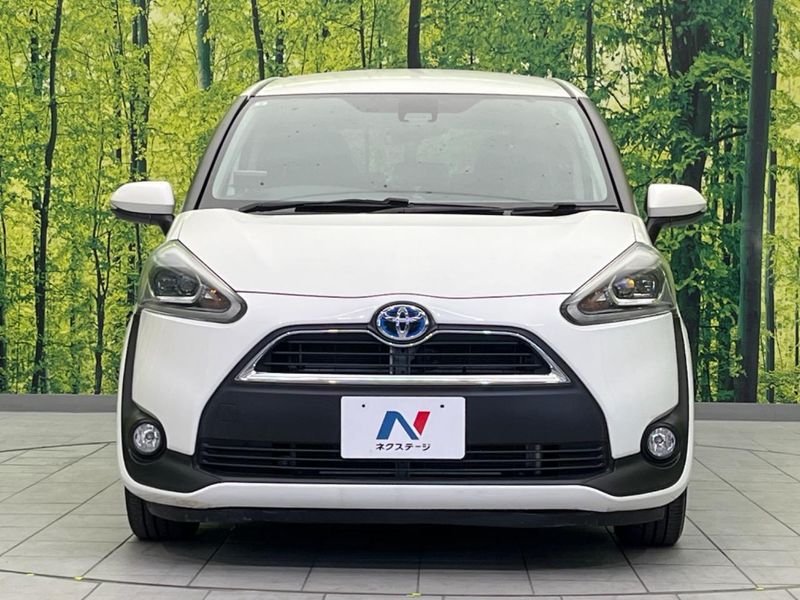 2015 Toyota Sienta DAA-NHP170G (UW-6a8d090ea2c36)[18]