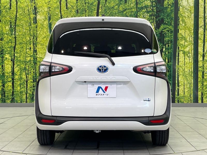 2015 Toyota Sienta DAA-NHP170G (UW-6a8d090ea2c36)[14]