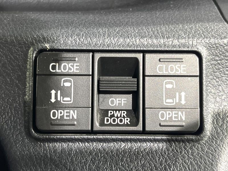 2021 Toyota Sienta 6AA-NHP170G (UW-6a8d091274bac)[12]