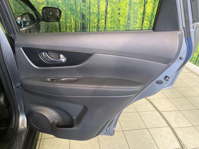 2018 Nissan X-Trail DBA-NT32 (UW-6a8d09208451c)[26]