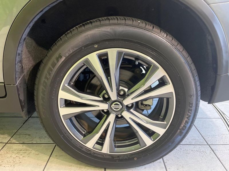 2018 Nissan X-Trail DBA-NT32 (UW-6a8d09208451c)[4]