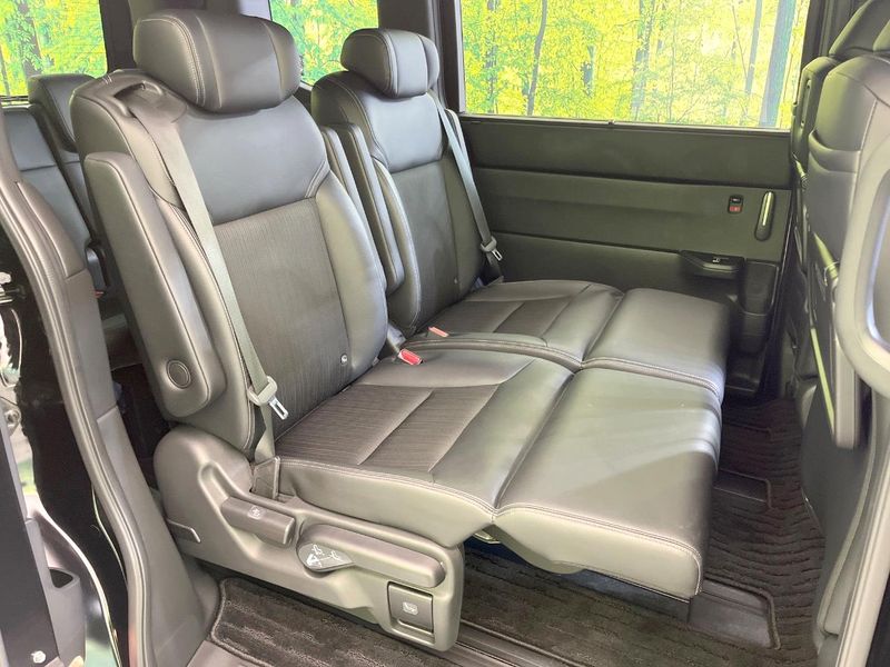 2025 Honda Step Wagon 6AA-RP8 (UW-6a8d093498f1a)[13]