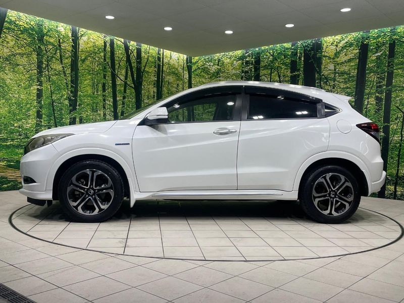 2016 Honda Vezel DAA-RU3 (UW-6a8d0937da7f8)[11]