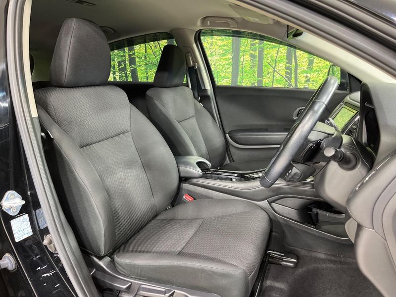 2017 Honda Vezel DAA-RU4 (UW-6a8d093b52c6d)[24]