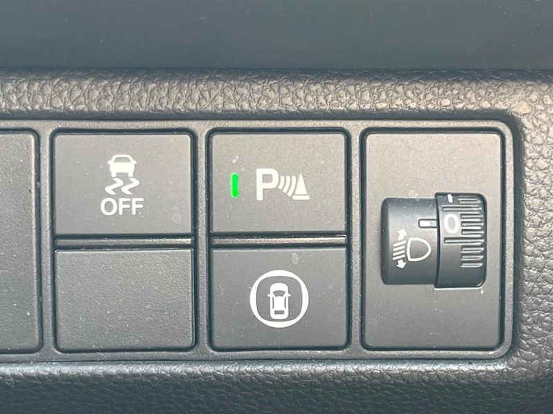 2023 Honda Vezel 6AA-RV5 (UW-6a8d0942b5717)[13]