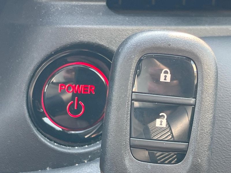 2023 Honda Vezel 6AA-RV5 (UW-6a8d0942b5717)[24]