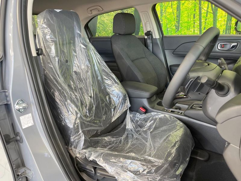 2025 Honda Vezel 6AA-RV5 (UW-6a8d0948684b5)[27]