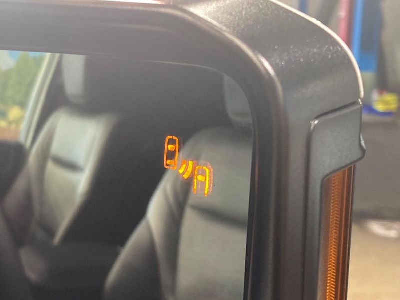 2025 Toyota Land Cruiser 250 3BA-TRJ250W (UW-6a8d097b73920)[4]