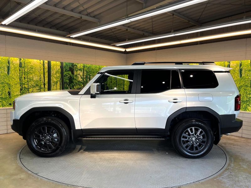 2026 Toyota Land Cruiser 250 3BA-TRJ250W (UW-6a8d097bb8f3e)[12]
