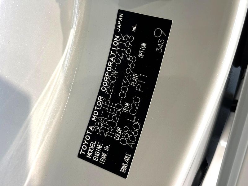 2026 Toyota Land Cruiser 250 3BA-TRJ250W (UW-6a8d097bb8f3e)[1]