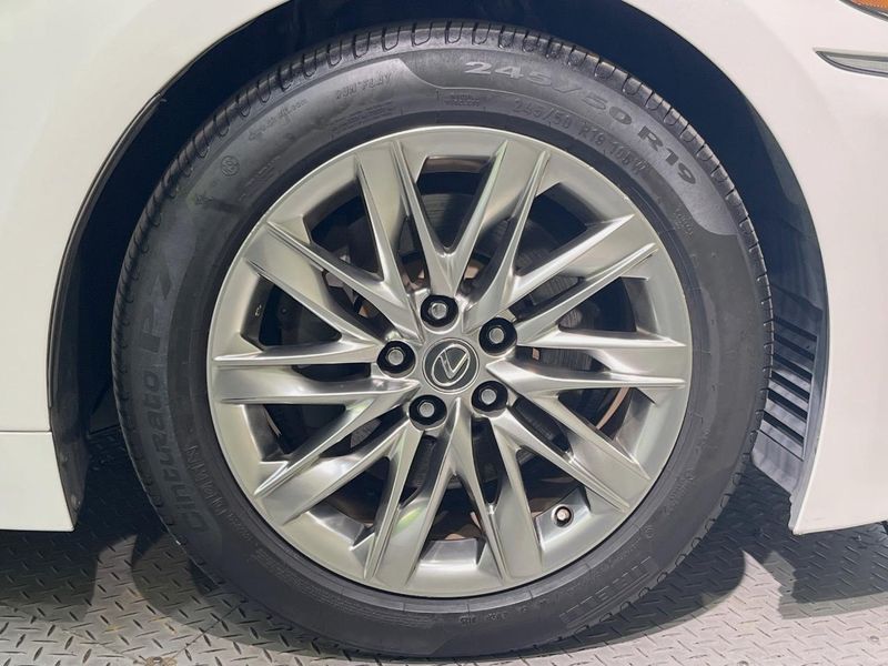 2018 Lexus LS DBA-VXFA50 (UW-6a8d098fb83f5)[18]