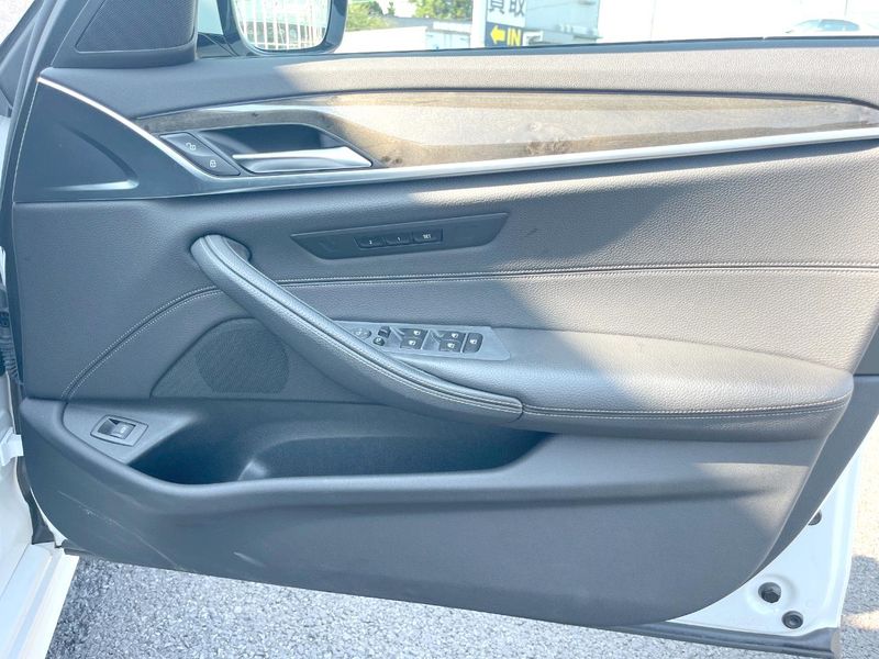 2018 BMW 5 Series LDA-JC20 (UW-6a8d099b3085f)[17]