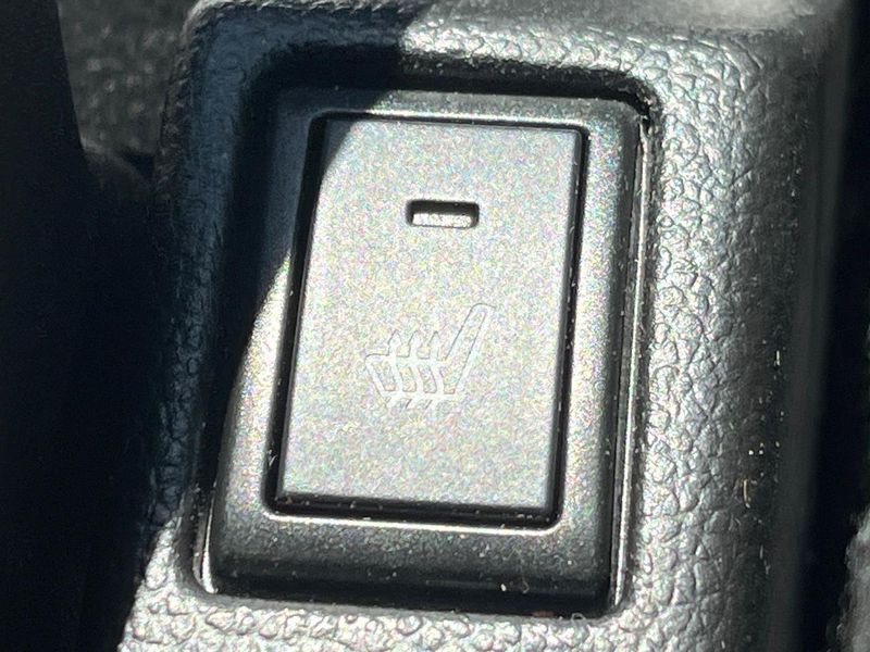 2021 Suzuki Swift Sport 4BA-ZC33S (UW-6a8d09b5d2c0d)[29]