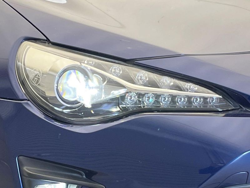 2017 Toyota 86 DBA-ZN6 (UW-6a8d09beaf43a)[12]