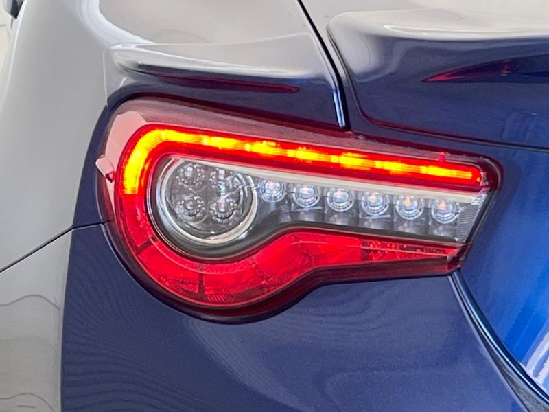 2017 Toyota 86 DBA-ZN6 (UW-6a8d09beaf43a)[20]