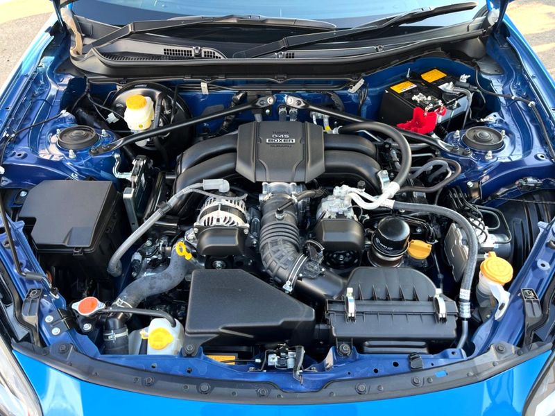 2024 Toyota GR86 3BA-ZN8 (UW-6a8d09c18f008)[5]