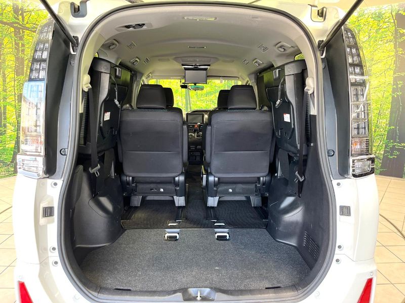 2015 Toyota Voxy DBA-ZRR80W (UW-6a8d09c581df8)[10]