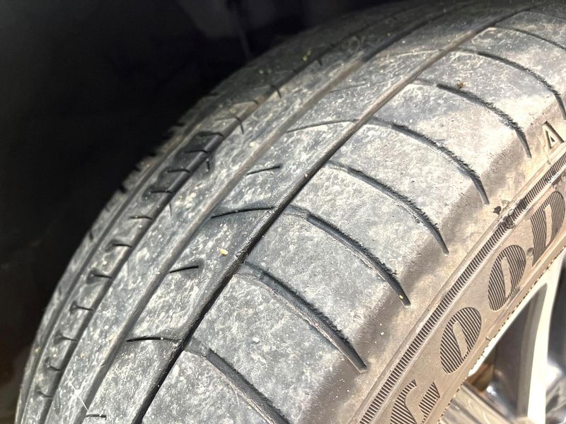 2016 Toyota Voxy DBA-ZRR80W (UW-6a8d09c7e279e)[7]