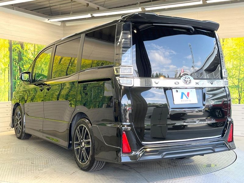 2017 Toyota Voxy DBA-ZRR80W (UW-6a8d09c972942)[14]