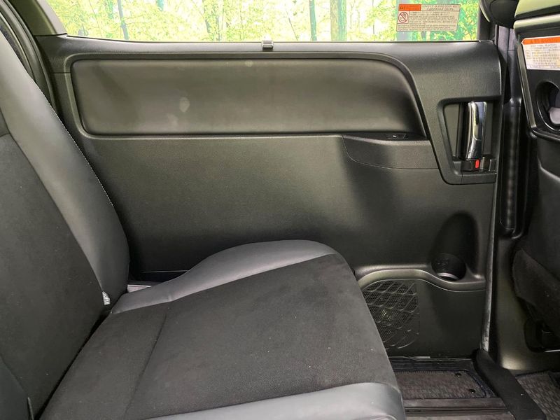 2019 Toyota Noah DBA-ZRR80W (UW-6a8d09ce5d692)[29]