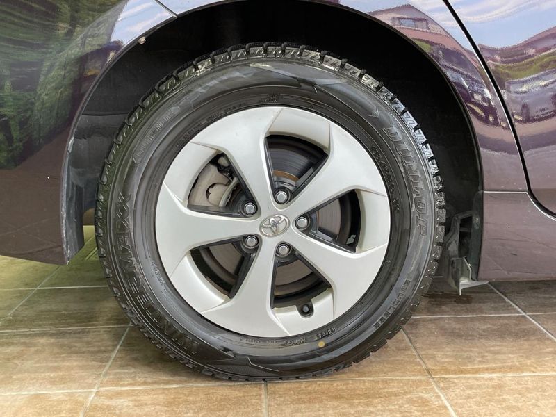 2015 Toyota Prius DAA-ZVW30 (UW-6a8d09ea06394)[22]