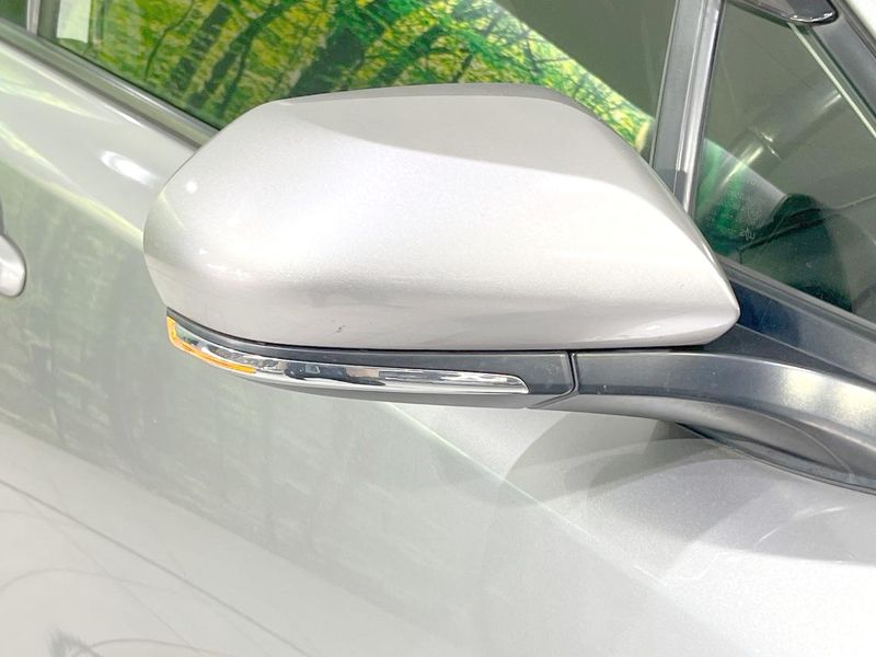 2018 Toyota C-HR DAA-ZYX10 (UW-6a8d0a1ad65df)[19]