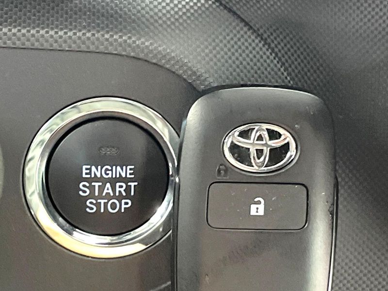 2019 Toyota Raize 5BA-A200A (UW-6a8e576daa232)[21]