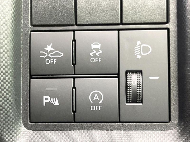 2020 Toyota Raize 5BA-A200A (UW-6a8e576e98449)[26]