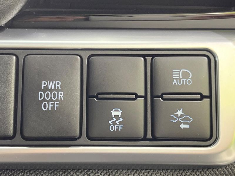 2016 Toyota Estima DBA-ACR50W (UW-6a8e5798a38ac)[12]
