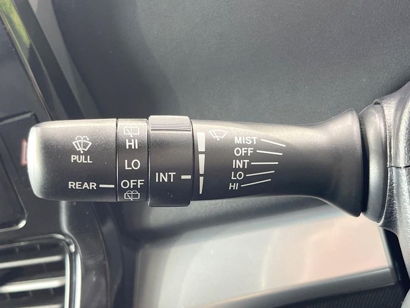 2016 Toyota Estima DBA-ACR50W (UW-6a8e5798a38ac)[18]