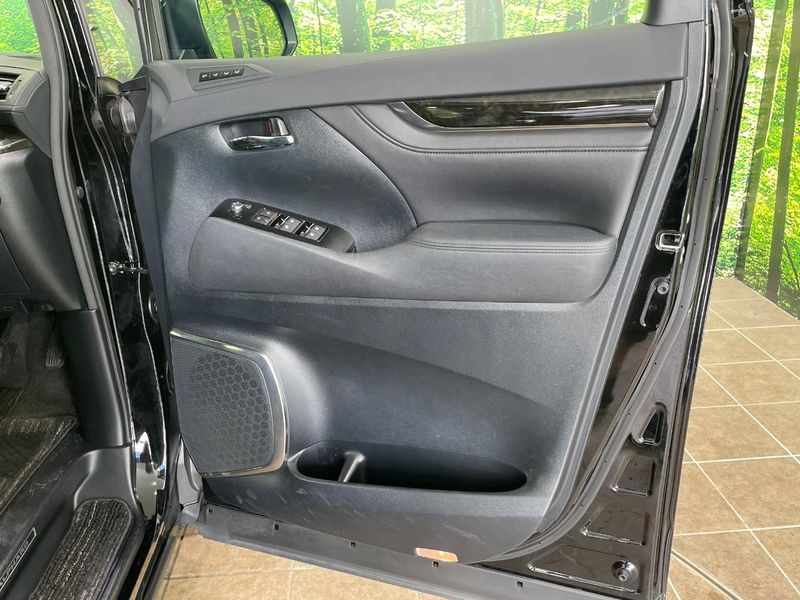 2015 Toyota Alphard DBA-AGH30W (UW-6a8e579a2c59b)[17]