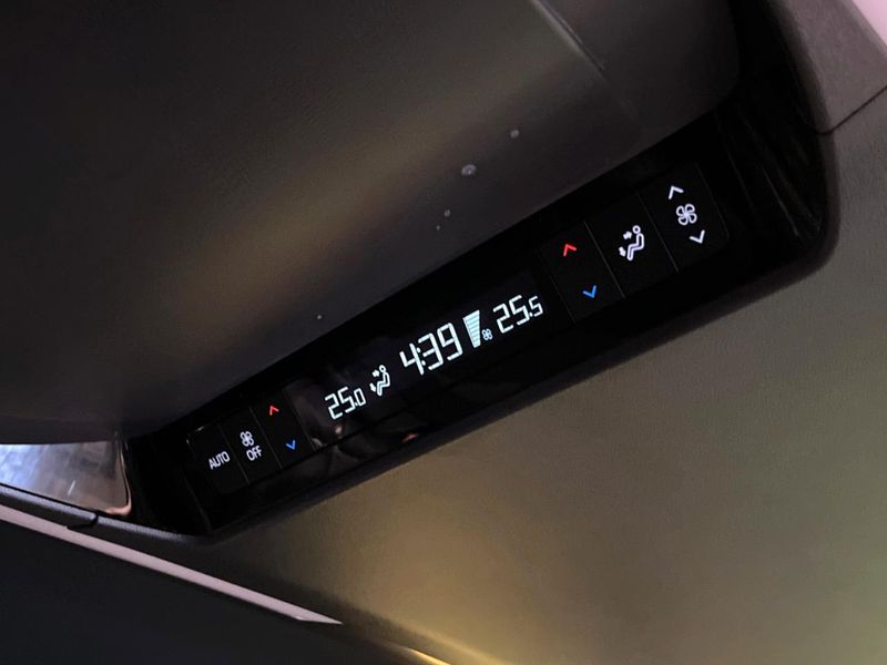 2023 Toyota Alphard 3BA-AGH40W (UW-6a8e57b3b7090)[18]
