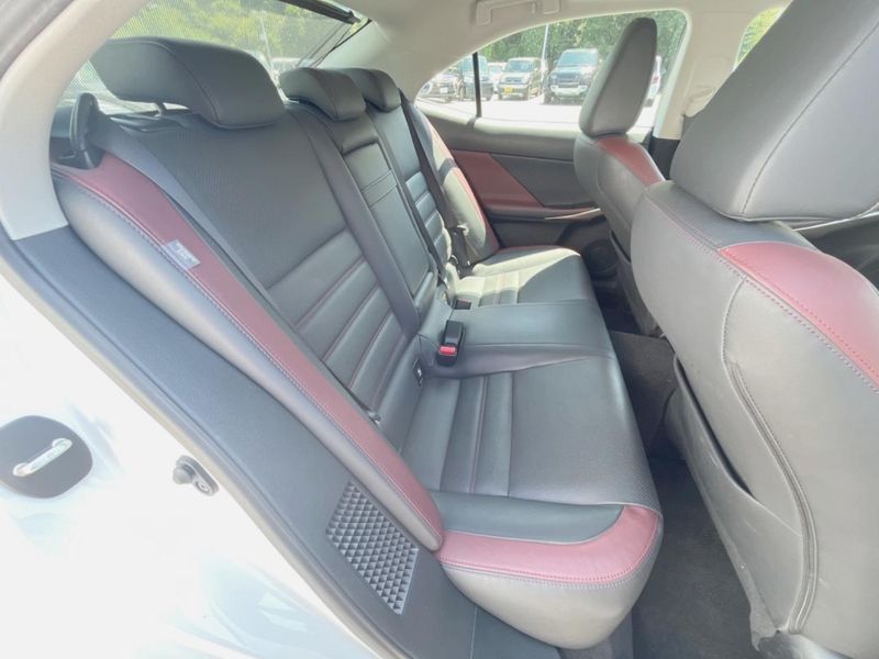2020 Lexus IS DAA-AVE35 (UW-6a8e57c3cf948)[10]
